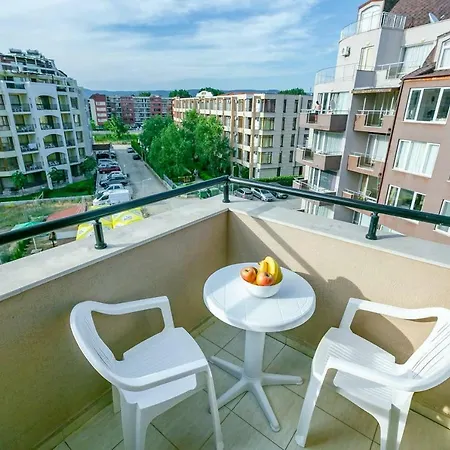 1bdr With Kitchen In Vip Zone Ls Апартаменты *