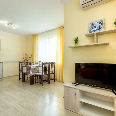 1bdr With Kitchen In Vip Zone Ls *